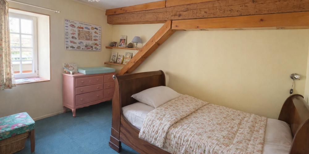 maison à EAUX BONNES (64440)